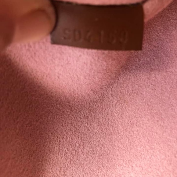 Monogram Marignan (Rose Poudre) - Picture 5 of 9